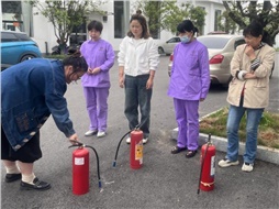 華遠康養(yǎng)筑牢安全防線，全面開展消防安全大檢查